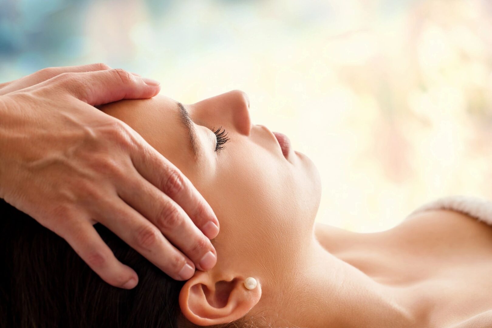 Lymphatic Drainage Massage w/ Facial Rejuvenation